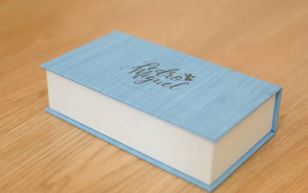 Produtos de | Batizado Pedro Miguel |Print Box Caribe Plus Single + Pen Drive de Cristal |