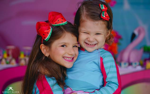 Infantil de Cecília - 2 anos e Ana Laura - 6 anos