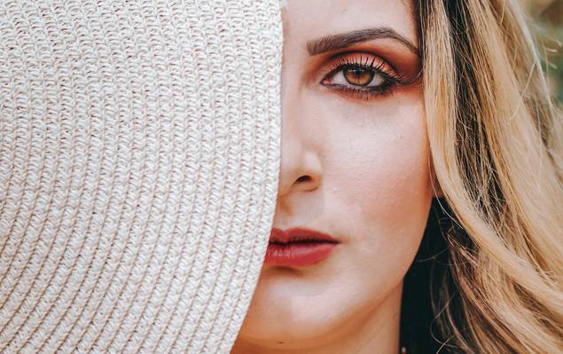 Retratos Femininos de Ensaio de Moda