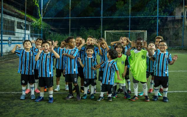 Esporte de Fotografia esportiva- futebol infantil 