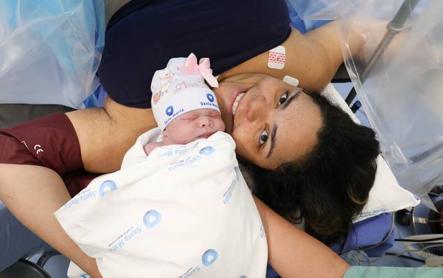 Fotografia de Parto de Nascimento Ana Júlia 28.12.2022 ♥ 