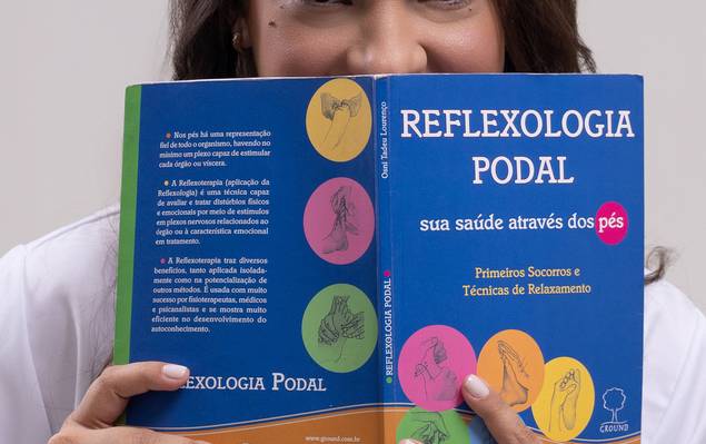 Corporativo de Thais Vieira