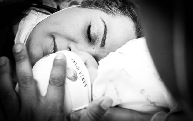 Fotografia de Parto de Nascimento Enzo