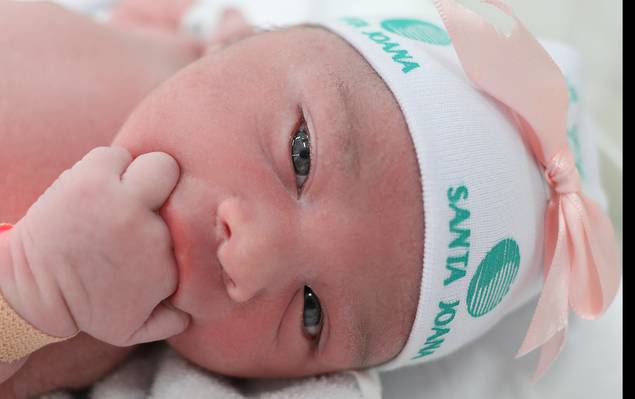 Fotografia de Parto de Nascimento Sophye