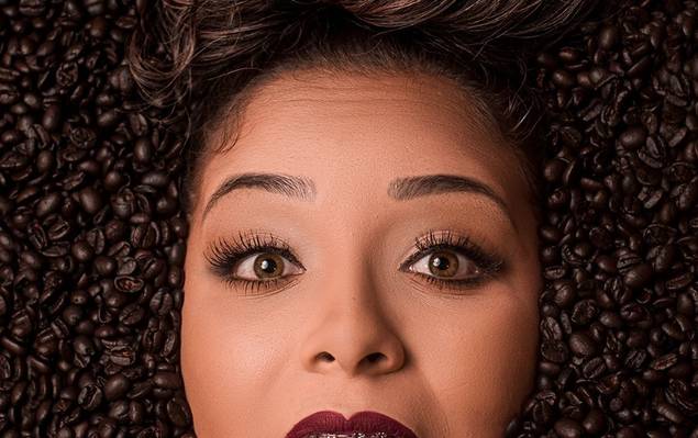 ENSAIO FOTOGRÁFICO  de ENSAIO FOTOGRÁFICO PARA USO PUBLICITÁRIO - STUDIO CAFÉ