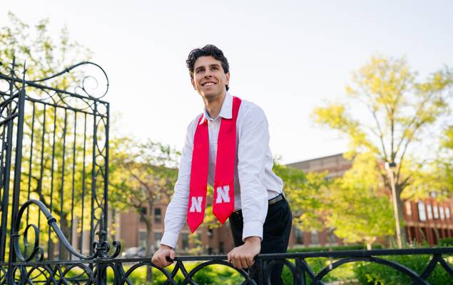 Senior Portrait of Vitor Labegaline
