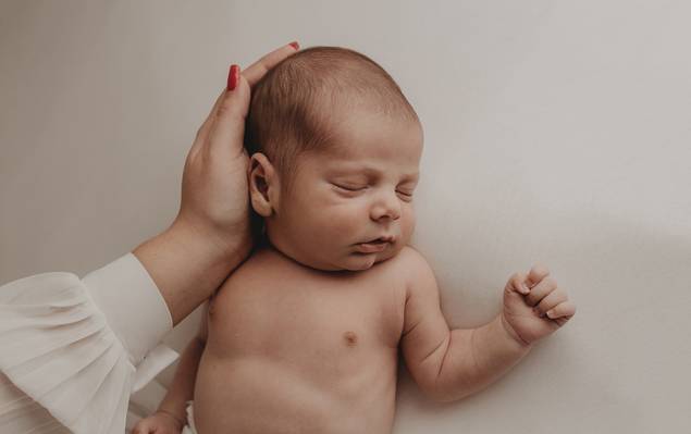 Newborn de NEWBORN: TOMÁS