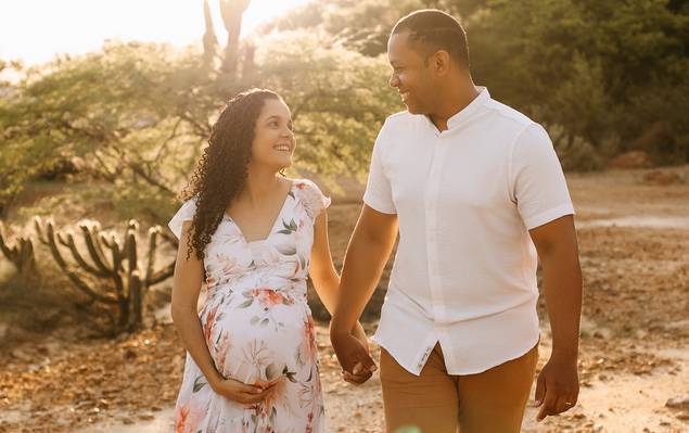 Gestante e família de À espera de Laura