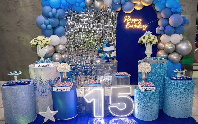 Aniversário de 15 anos de Uma Jornada Até os 15 Anos