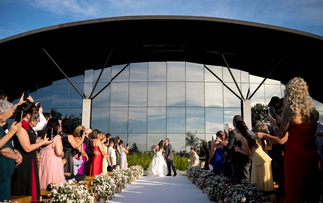 Casamento de Casamento Bruna e Raul em Mogi das Cruzes | Celebrante Club Med Lake Paradise | SP