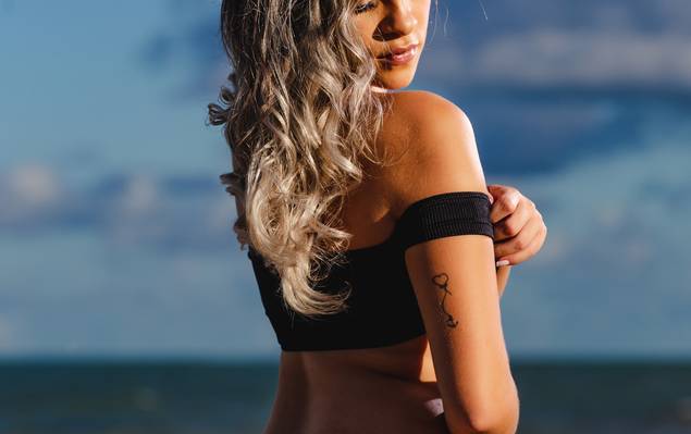 MULHERES de NAYLLANE