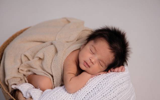 NEWBORN de Heitor-primeiros dias