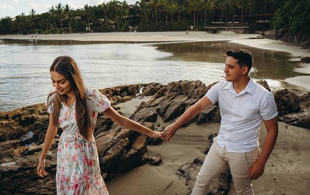 Casamento de Bárbara & Cristiano | Pre-Wedding na Praia do Iporanga 