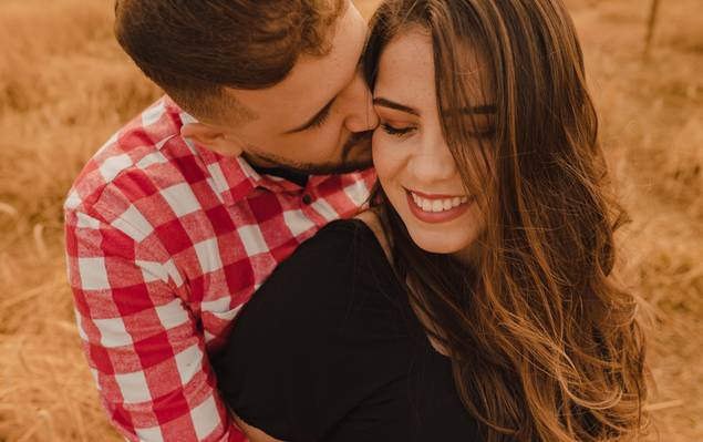 Casamento de Polyana & Gustavo | Lindo Pré-Wedding em Holambra - SP