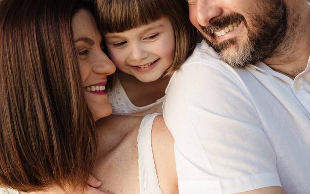 Família de Maiesse, Eduardo e Laura