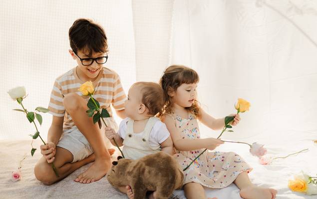 Família de Lari, Mayson, Theo, Chloe e Kael