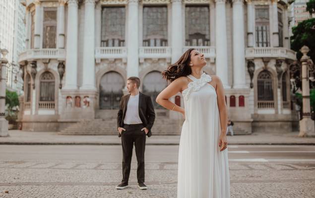 Pre Wedding de CENTRO DO RIO DE JANEIRO COM UM TOQUE DE GLAMOUR
