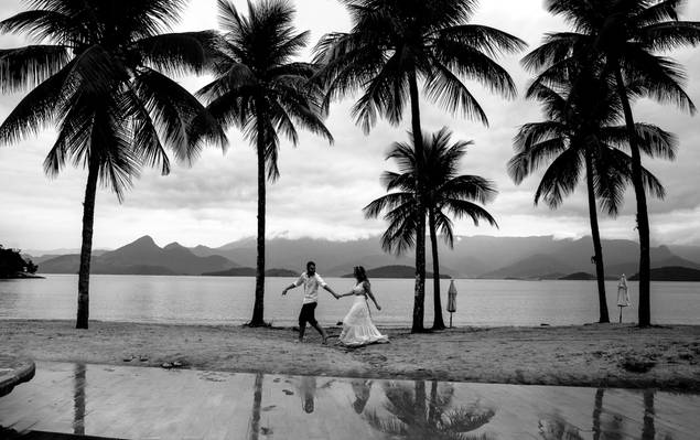 Trash the dress de Registrando amor em Angra - Andrielle e Thalles