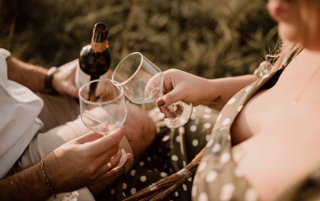 Pre Wedding de Frio com vinho e amor