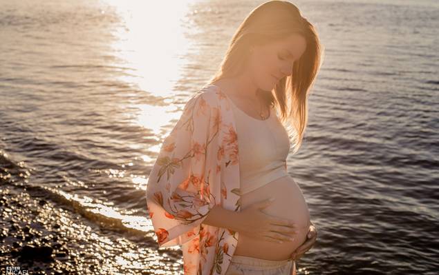 Família de Juliana, Rafael e Murilo na espera de Melissa.