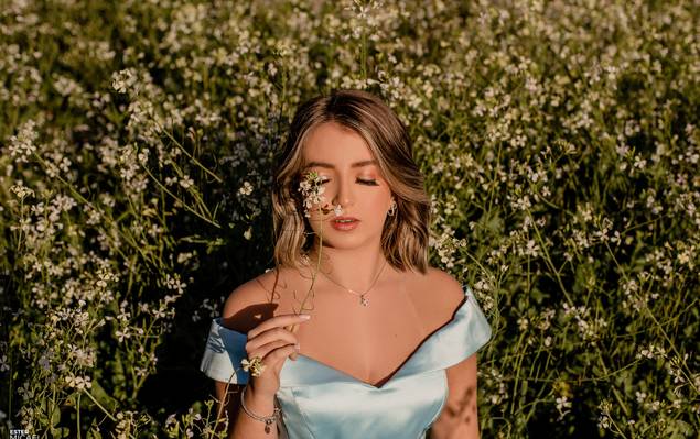 Quinze anos de Mariana Scherer | Ensaio