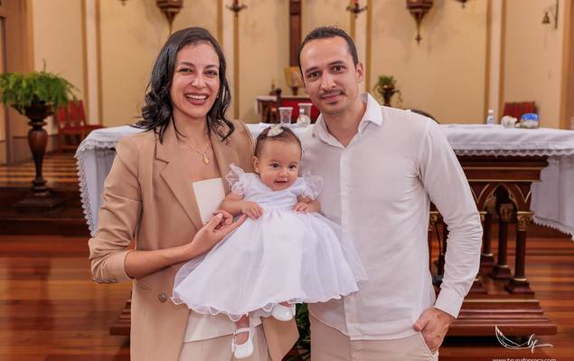 Família e Gestante de Fotografia de Batizado Paróquia São Luís Gonzaga em Canoas | Giovana Oltramari