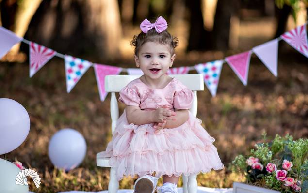 Ensaio de SOFIA - Smash The Cake