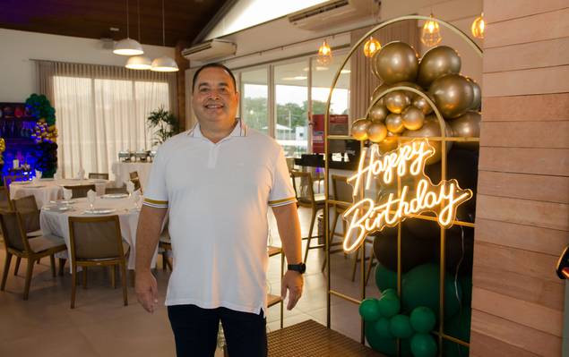 ANIVERSARIO de Marcelo 53 anos