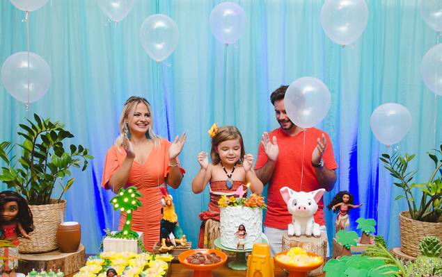 ANIVERSARIO de LAURA