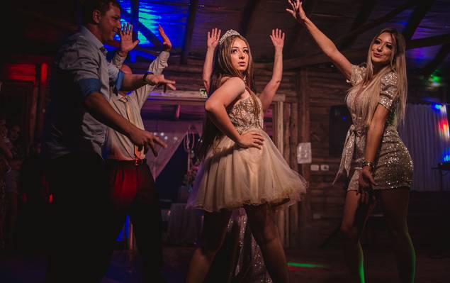 15 anos de Letícia Barthy - 15 anos