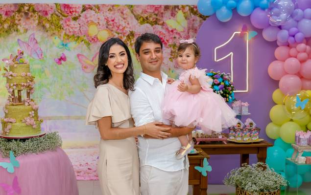 por Pâmella Badaró de Aniversário Lara, 1 ano