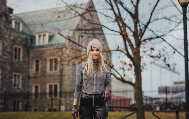 Feminino de Veronika - Canadá