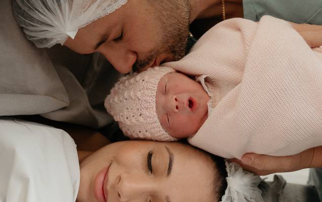 Fotografia de Parto de Nascimento de Bella