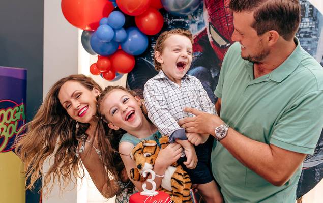 Aniversário infantil de João 3 anos e Júlia 7 anos
