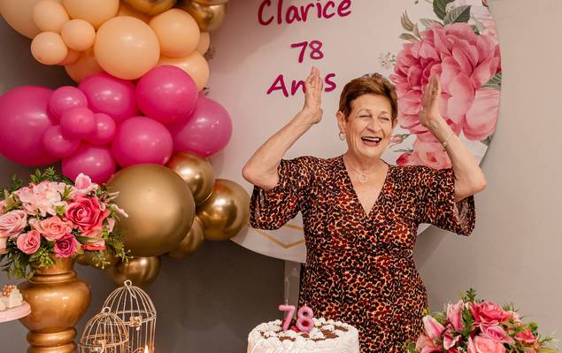 Aniversários de Clarice 78 anos