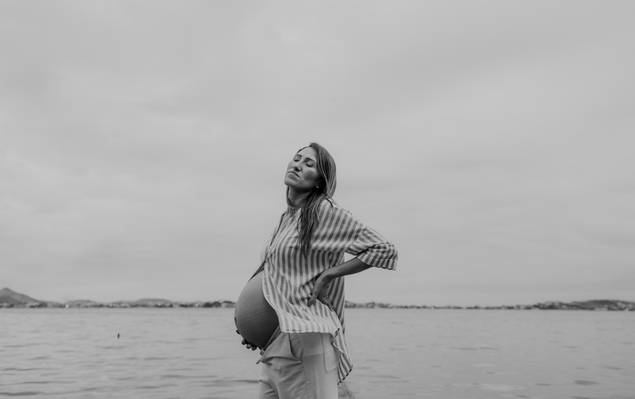 Gestante de Ensaio A espera de Alice