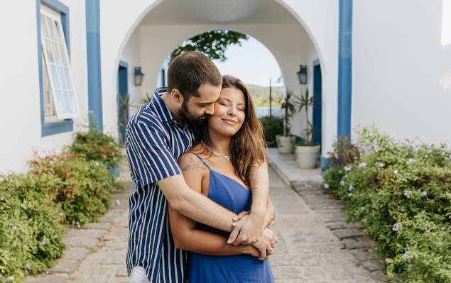 Casal de Mariana e João