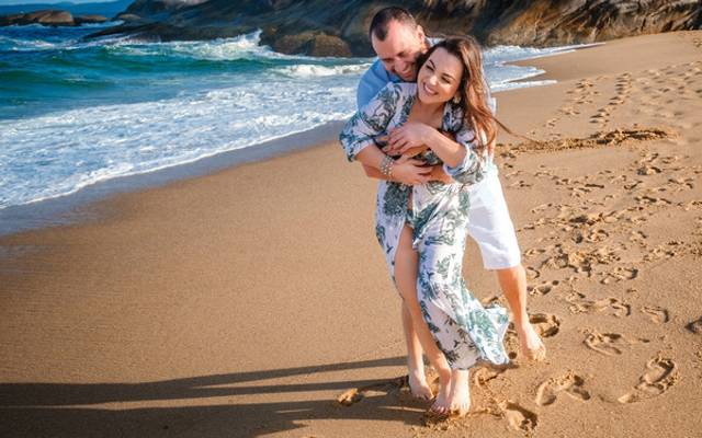 📸 Checklist de Fotos Essenciais para o seu Casamento na Praia em Balneário Camboriú 😍