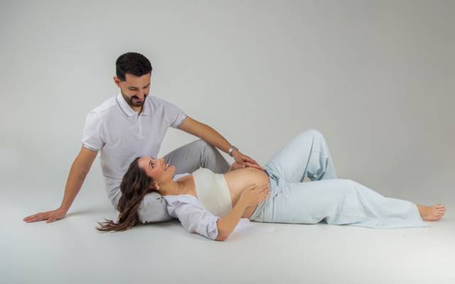 Participação do Marido no Ensaio Gestante: Da Timidez à Emoção nas Fotos