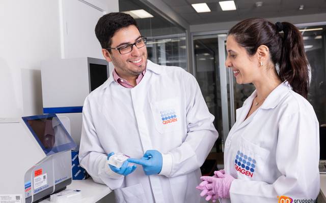 Fotógrafo Institucional - Banco de Imagem QIAGEN