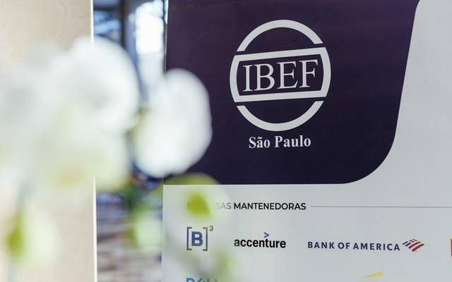 Cobertura Estratégica: Bank of America discute Tarifas e Comércio Global