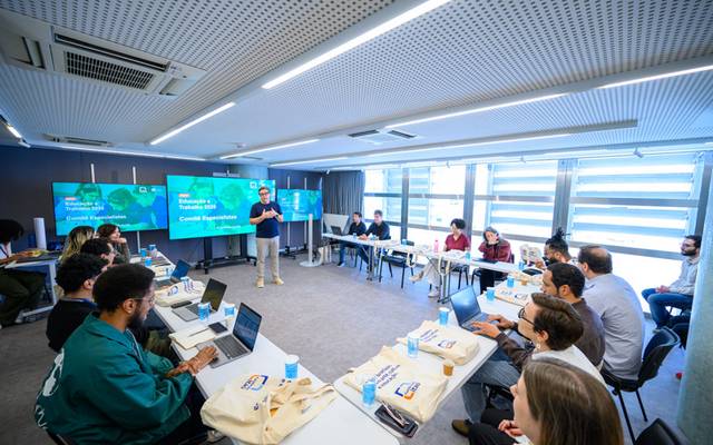 Registro Estratégico: Reunião do Comitê Especialista para o Edital de Educação e Trabalho