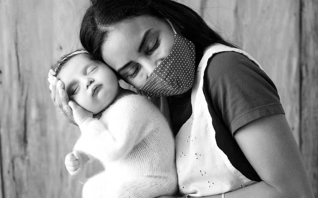 Newborn em Estúdio: Cuidados que os pais devem se atentar antes de contratar