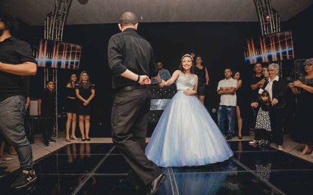 Dicas para arrasar na valsa debutante