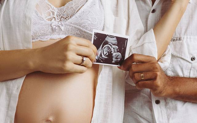 Viviane esperando por Marina