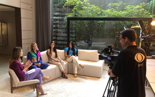 Entrevista na Tv Band - no programa Elas tem razão