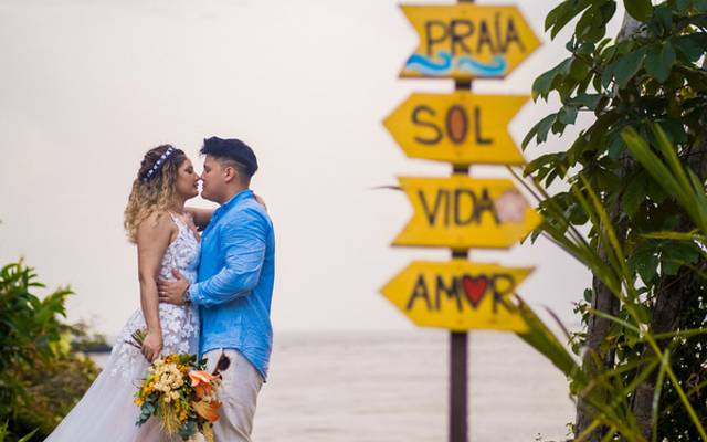 Diga 'Sim' com os Pés na Areia: 5 Dicas para o Casamento dos Sonhos nas Praias do Pará.