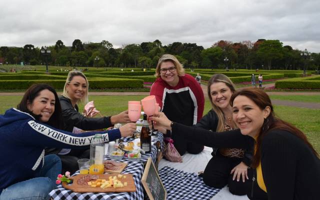 Valorização de equipe em tempos difíceis - “contact clustering”.