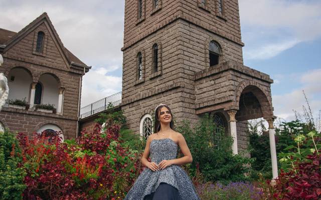 Ensaio de 15 Anos no Castelo Belvedere: O Guia para o seu Conto de Fadas em SC