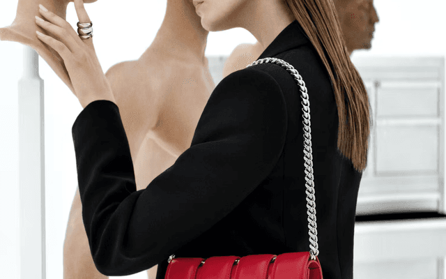 VOCÊ QUER FALAR COMIGO?